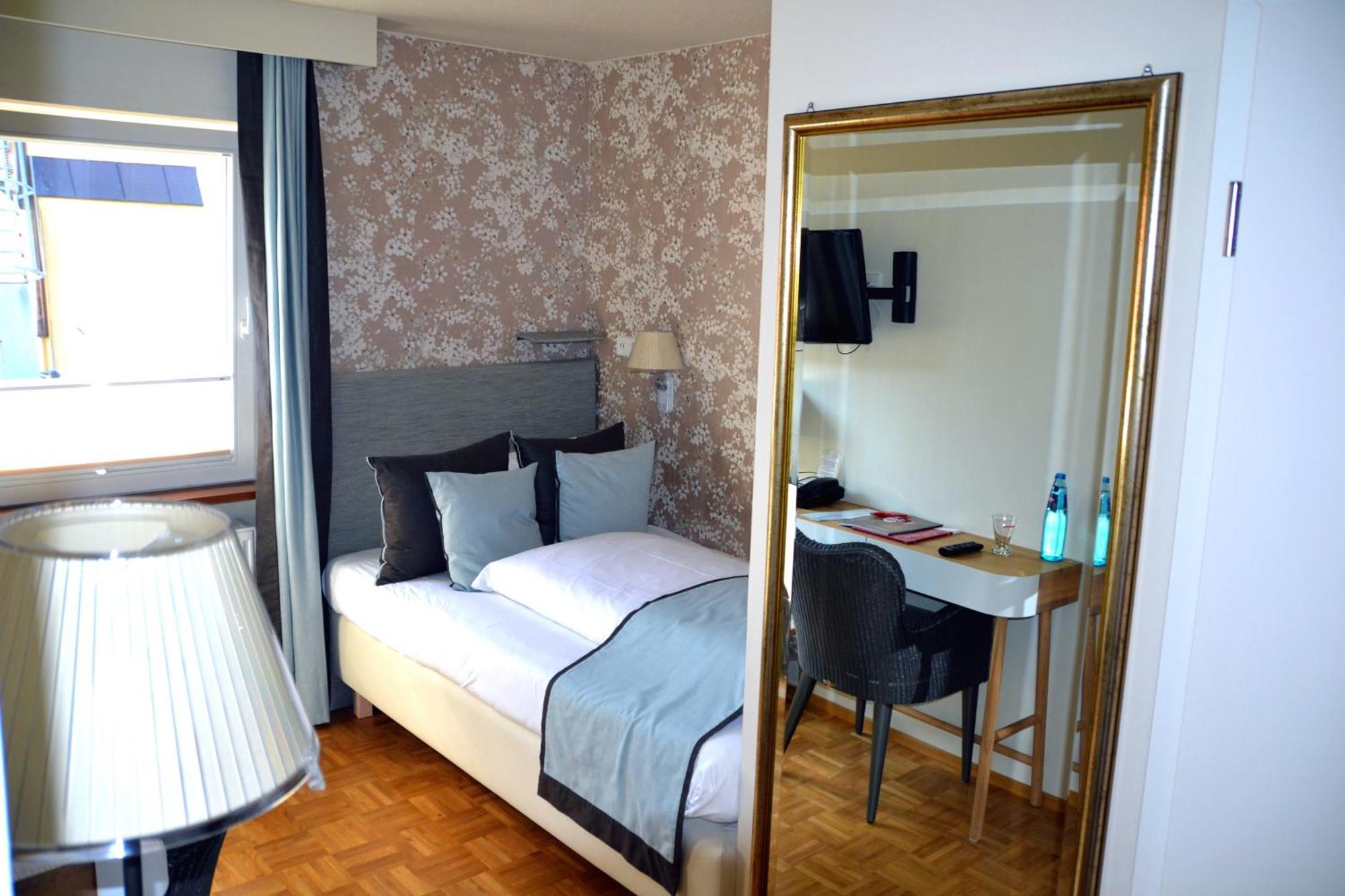 Romantik Hotel Barbarossa Констанц Екстер'єр фото